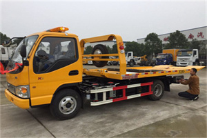 沈丘哪里有拖车服务